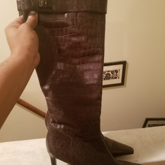 Boots - Picture 1 of 3